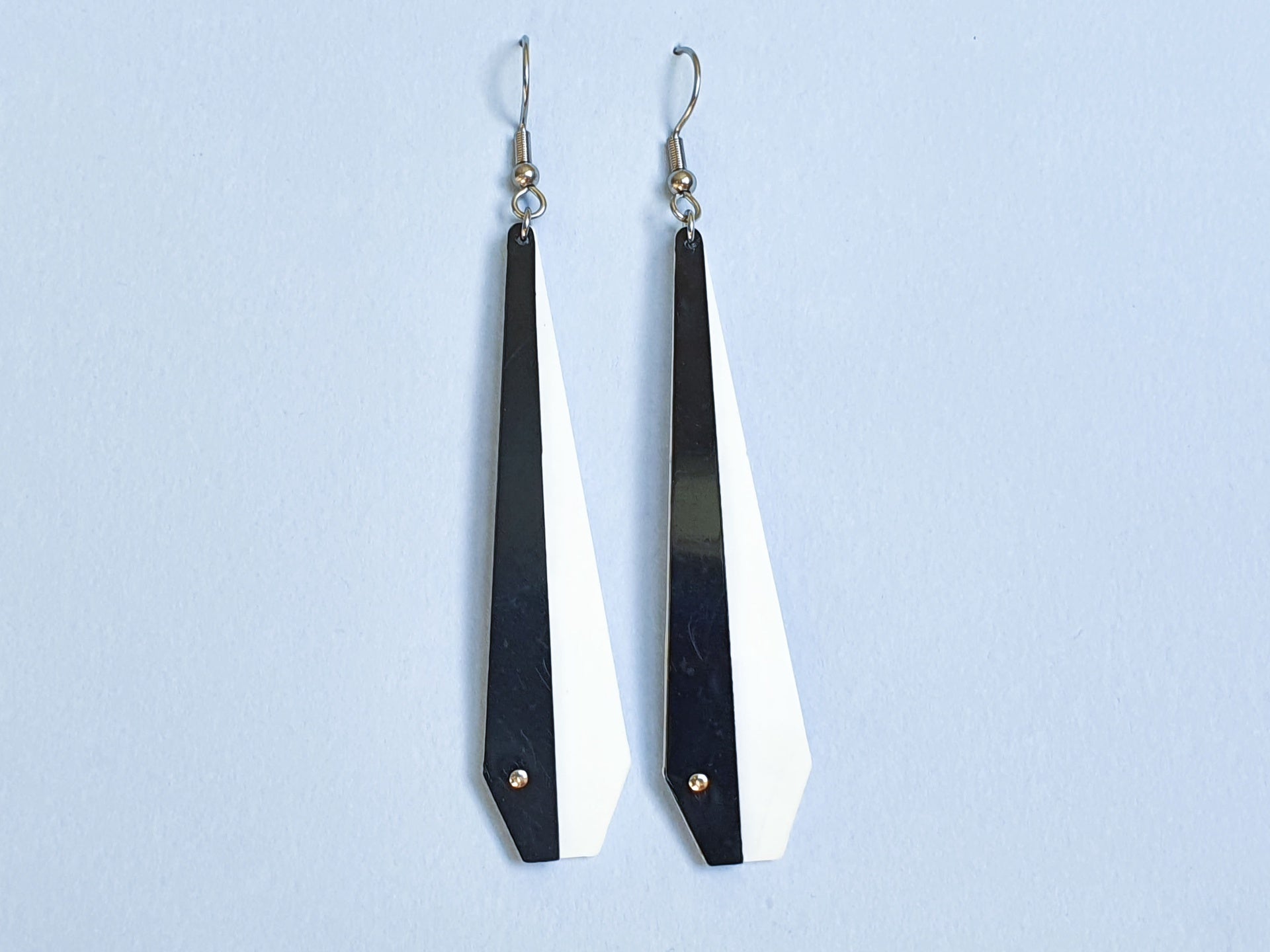 Piwakawaka Fantaill Feather Earrings