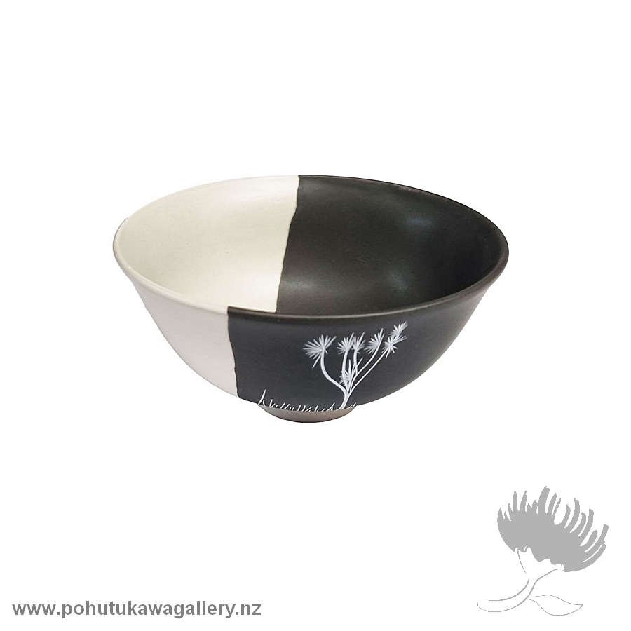 Cabbage Tree Bowl 10cm