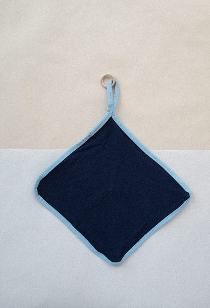 Merino lens keeper