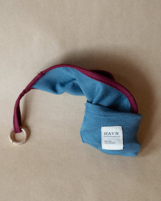 Merino lens keeper