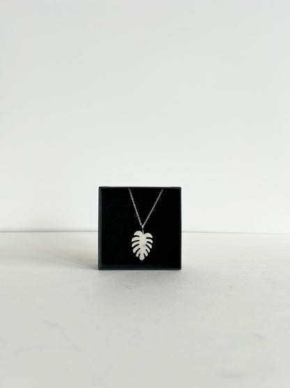 Monstera Necklace